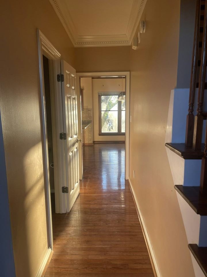 604 Emmett Creek Lane - Photo 4 of 19