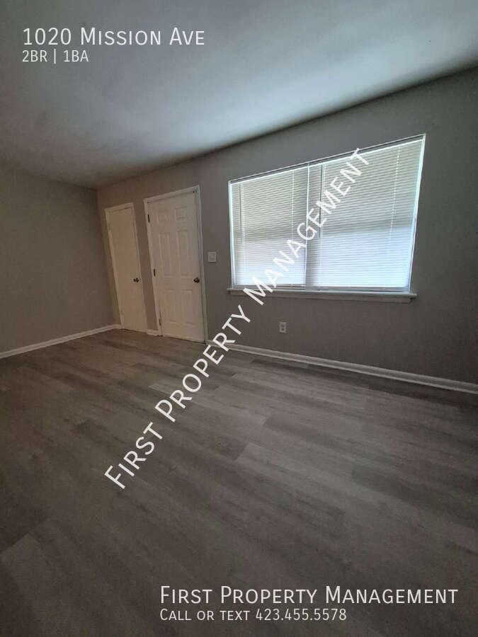 1020 Mission Ave - Photo 5 of 15