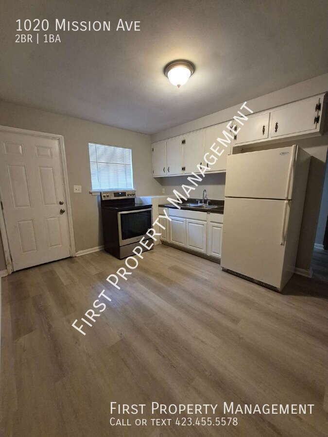 1020 Mission Ave - Photo 7 of 15