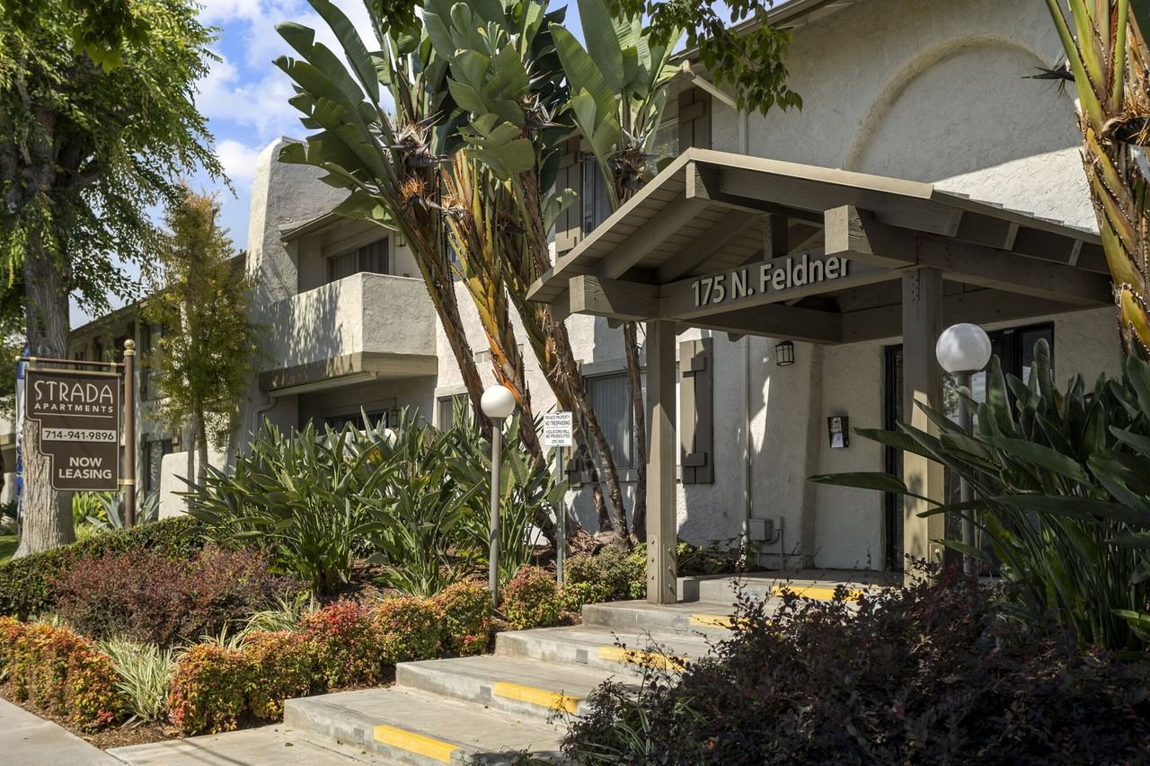 Strada Apartments - Photo 4 of 50