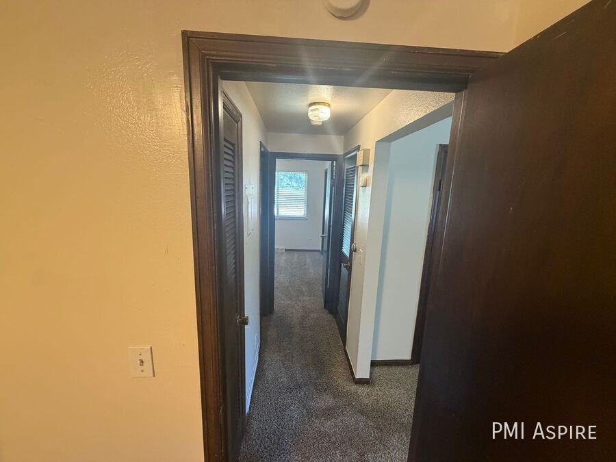 421 Bimson Ave - Photo 5 of 10