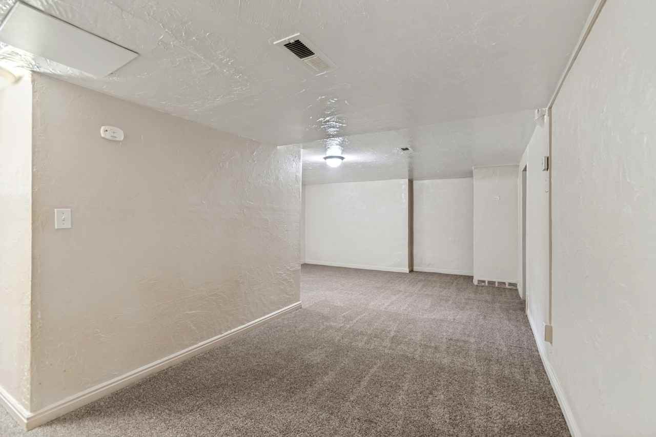 696 South 200 EastC #C - Photo 5 of 21