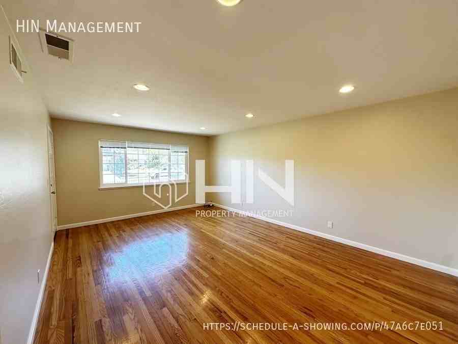 642 Vesper Ave - Photo 6 of 19