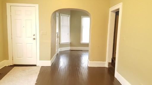 638 Vries St SW - Photo 2 of 17
