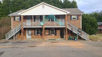 featured image of 2559 Green Oaks Ct #A