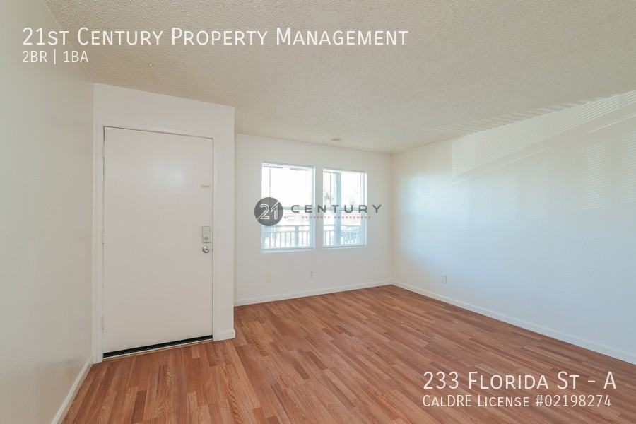 233 Florida St #A - Photo 2 of 15
