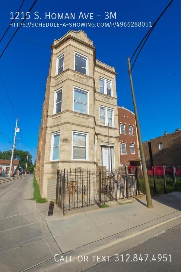 1215 S Homan Ave #3M - Photo 2 of 8