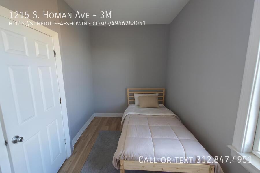 1215 S Homan Ave #3M - Photo 3 of 8