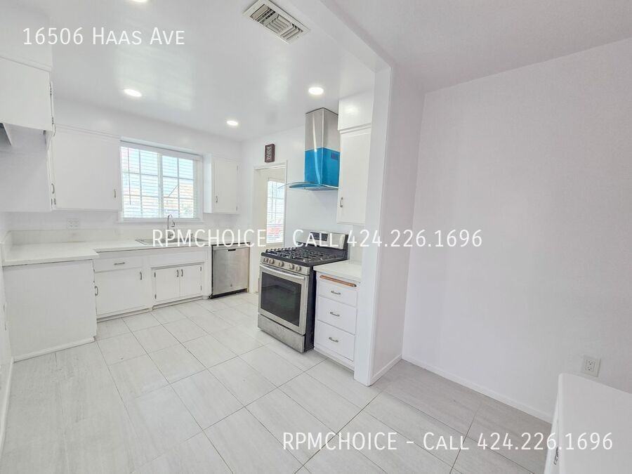 16506 Haas Ave - Photo 6 of 32