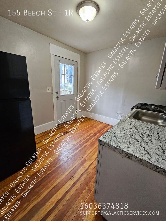 155 Beech St #1R - Photo 4 of 6