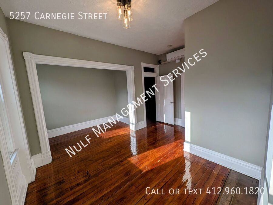 5257 Carnegie St - Photo 7 of 20
