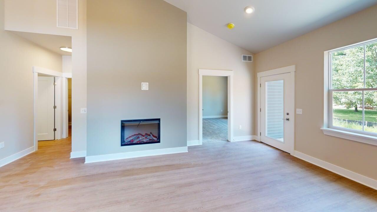 Riverwalk Townhomes - Photo 3 of 23