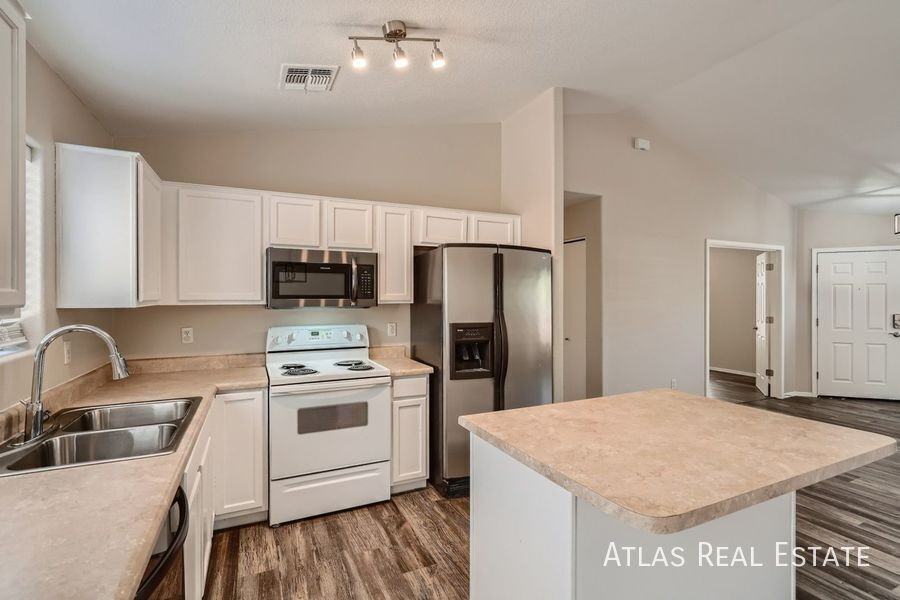 13194 E Mineta Ridge Dr - Photo 5 of 16