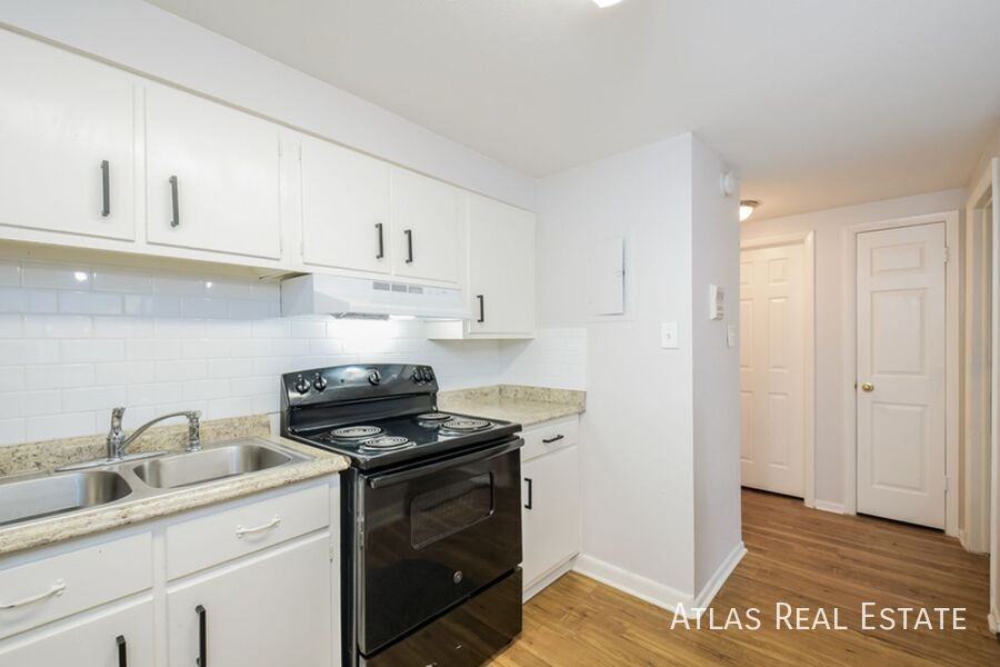 4993 King St #201 - Photo 2 of 16