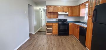 featured image of 514 Foxwood Dr