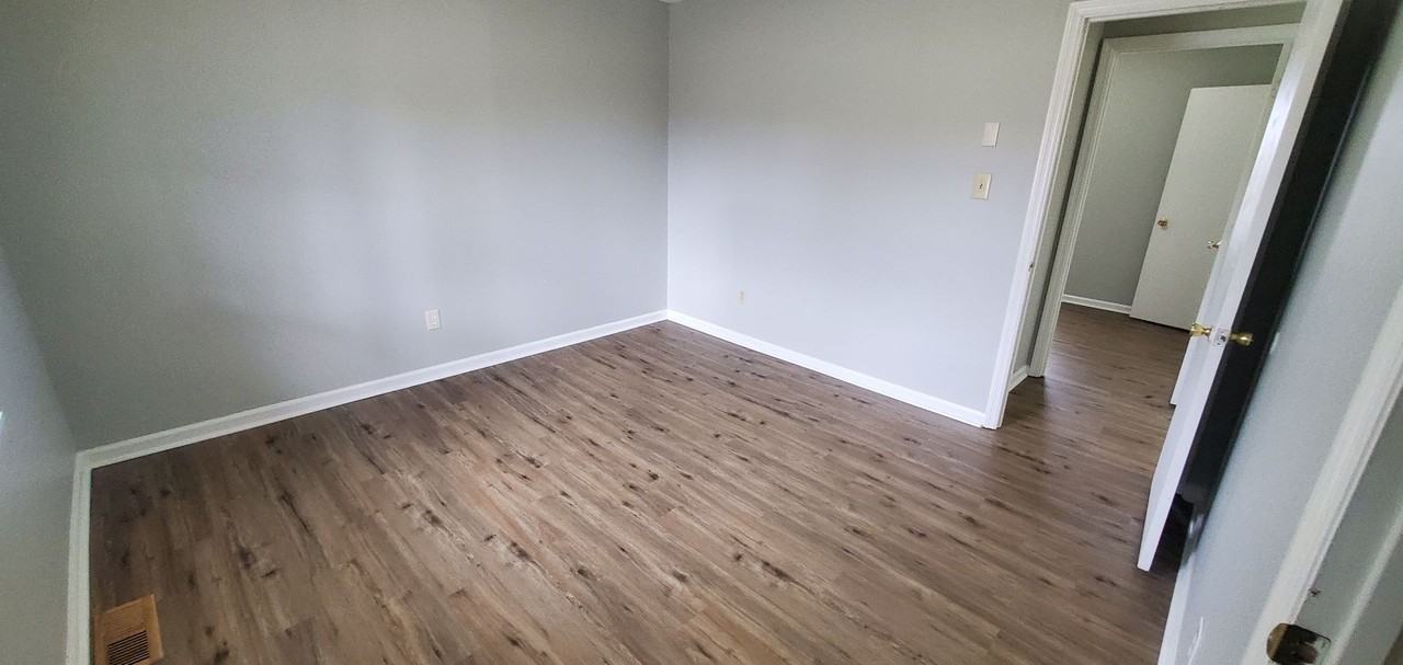 514 Foxwood Dr - Photo 6 of 16