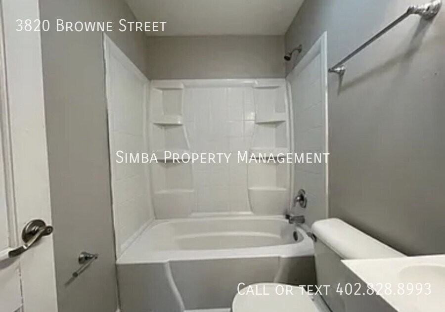3820 Browne St - Photo 6 of 8