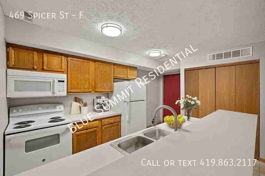 469 Spicer St #F