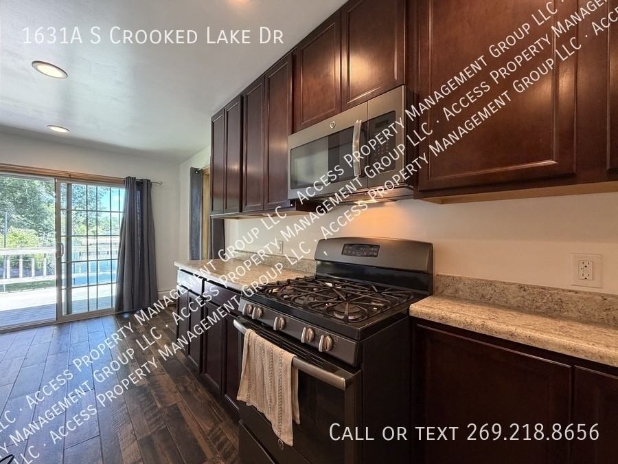 1631A S Crooked Lake Dr - Photo 7 of 18