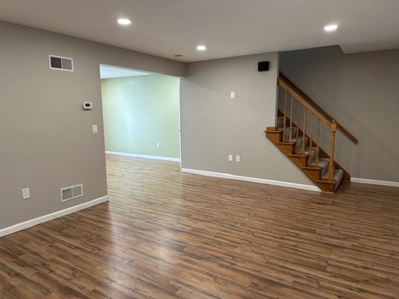 335 Cindy Dr - Photo 2 of 23