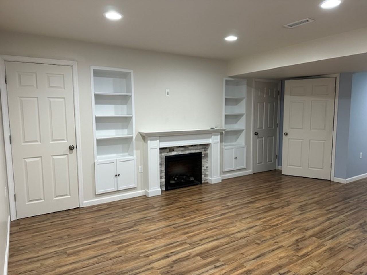 335 Cindy Dr - Photo 3 of 23