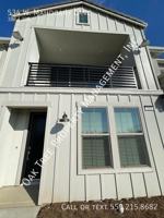 featured image of 534 W Mahogany Ln