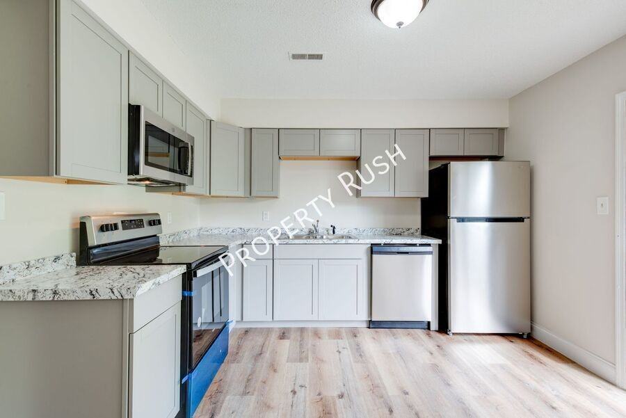 46 Bell Rd #4 - Photo 6 of 13