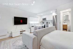 1755 Rue Saint-Denis #4F - Photo 1 of 1