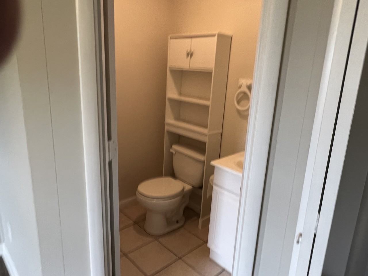 202 Williams St - Photo 4 of 11