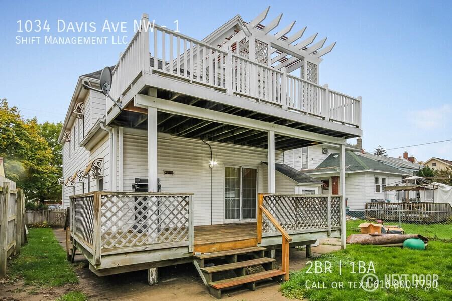 1034 Davis Ave Nw #1 - Photo 2 of 21