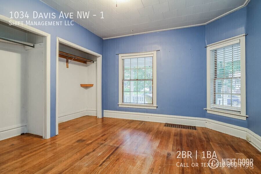 1034 Davis Ave Nw #1 - Photo 5 of 21