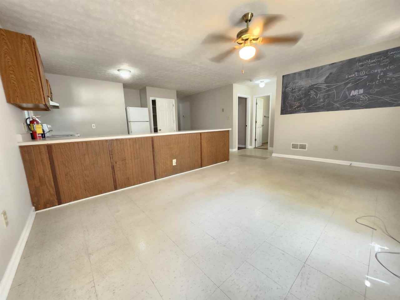 355 10th St Nw #1 - Photo 4 of 15