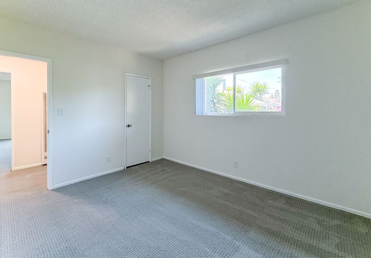 1644 Electric Ave #4 - Photo 7 of 14