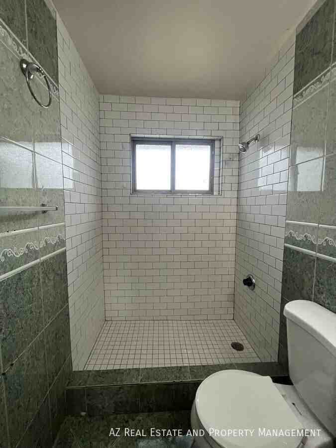 2233 E Wood St - Photo 6 of 25