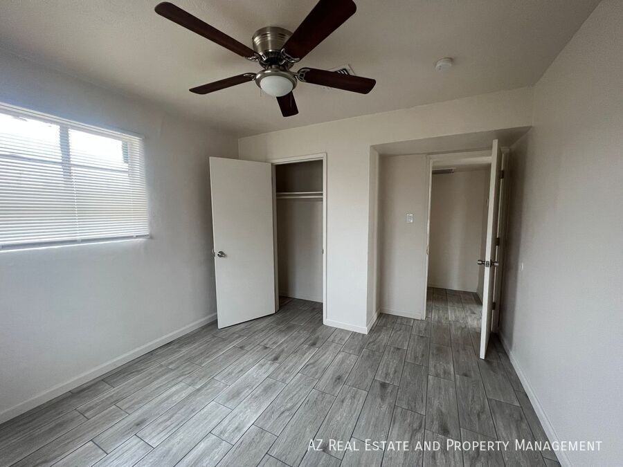 2233 E Wood St - Photo 7 of 25