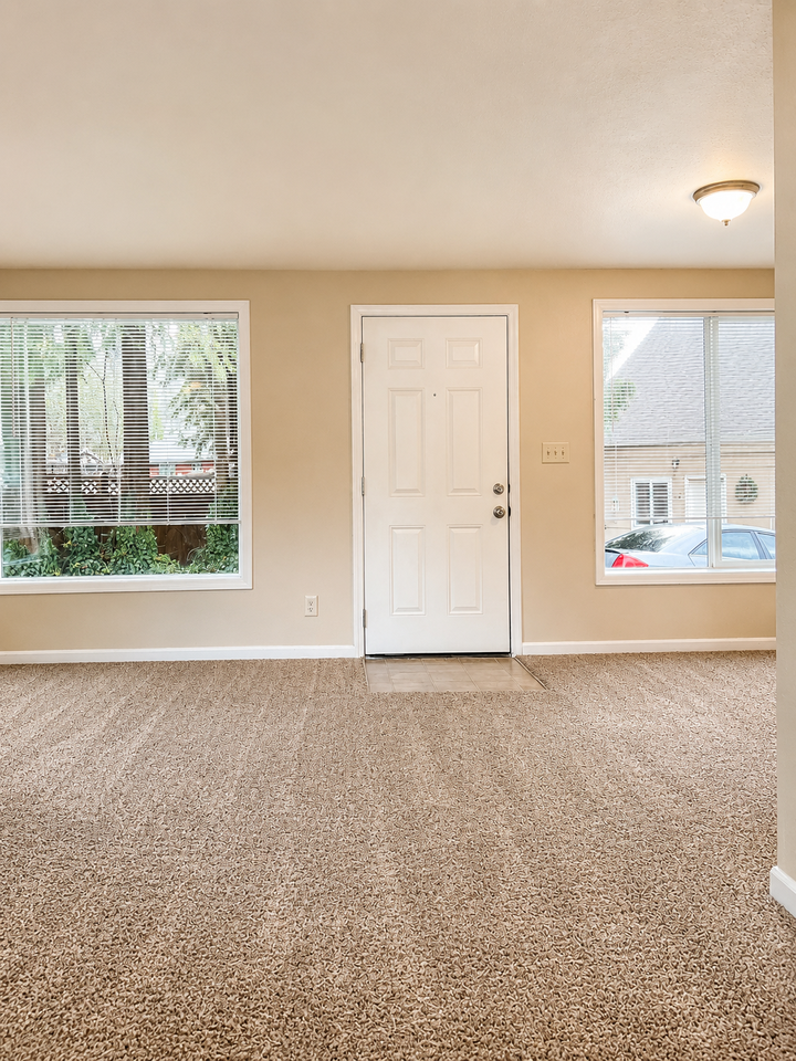 123 West Birch Street - Photo 4 of 12