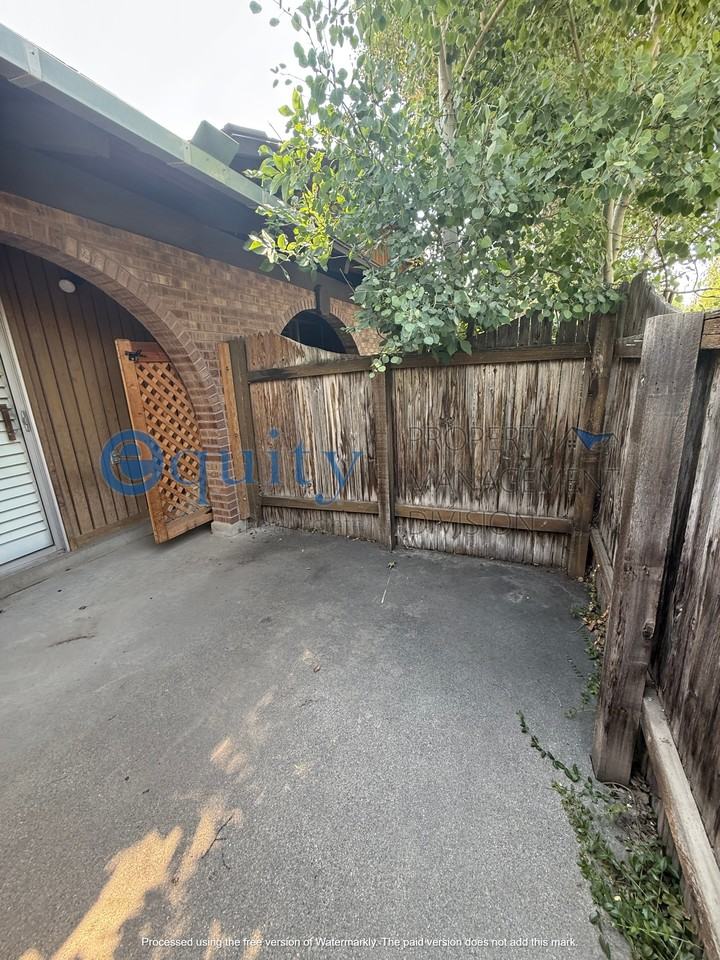 3182,3184,3186,3188,3190,3192,3194,3196 S 2000 E - Photo 3 of 19