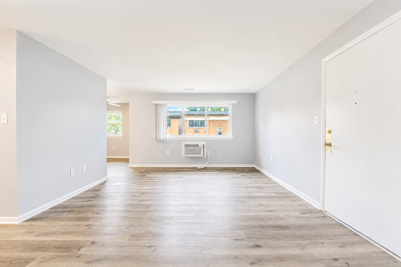 2600 - 2602 Jefferson Street - Photo 3 of 11
