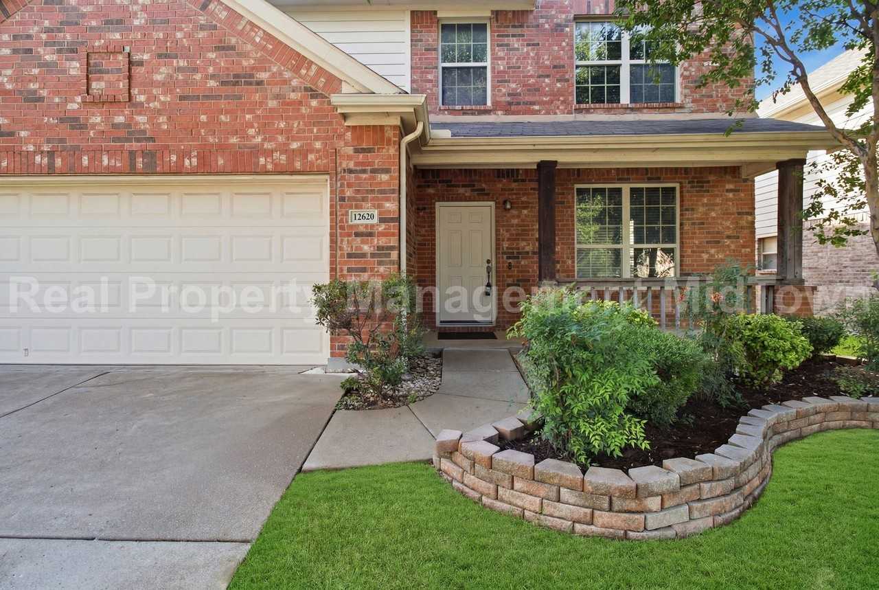 12620 Summerwood Dr