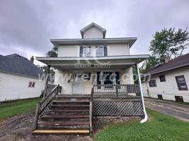 featured image of 2403 E Main St Apt 1 #E