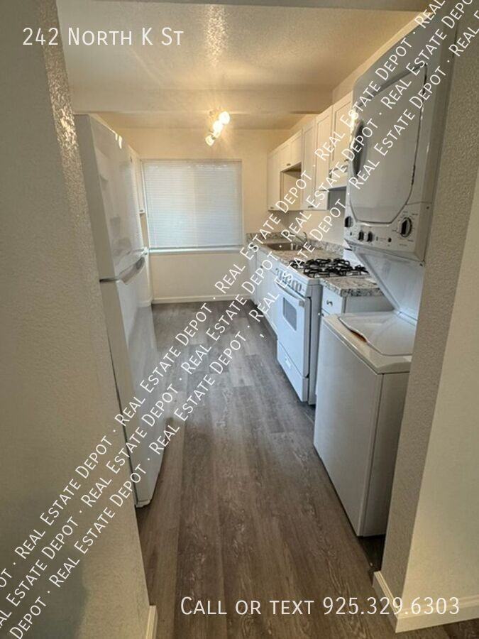242 N K St - Photo 2 of 13