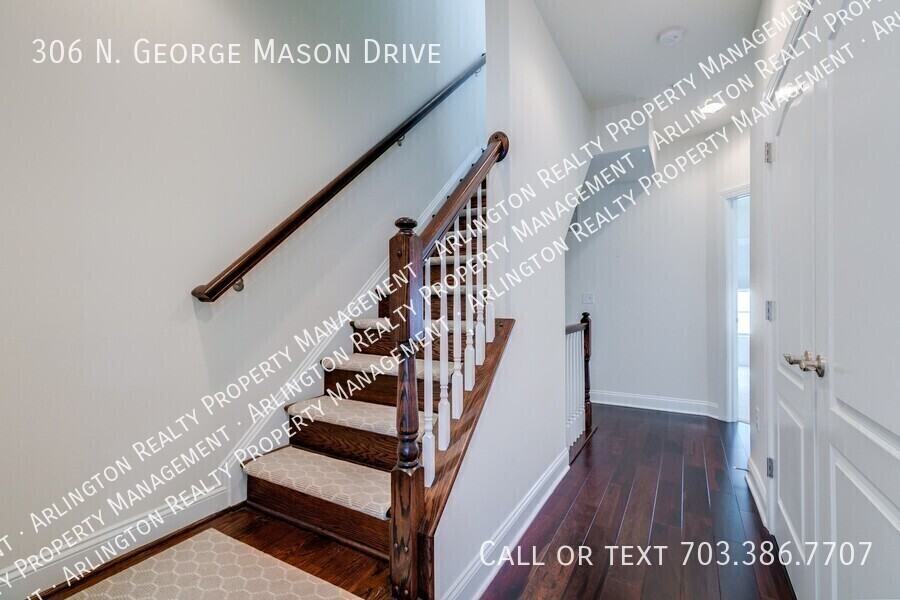 306 N George Mason Dr - Photo 3 of 46
