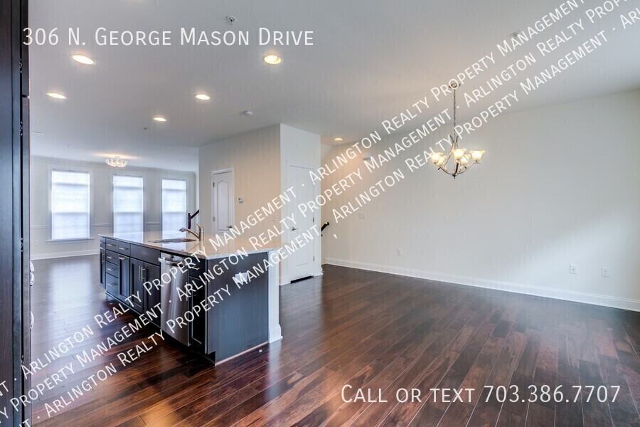306 N George Mason Dr - Photo 5 of 46