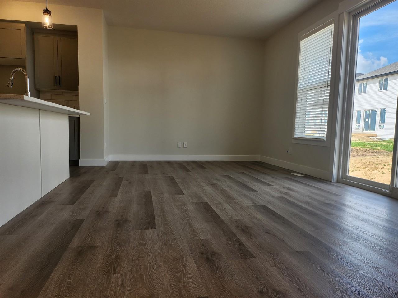 22916 95 Ave Nw #1 - Photo 6 of 24