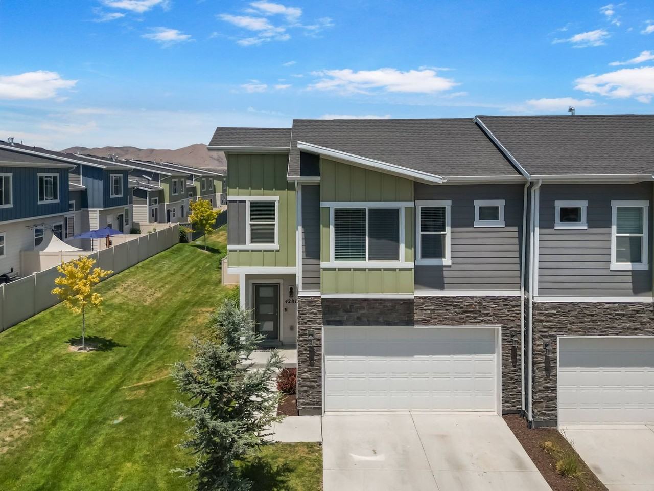 4287 E Golden Grv - Photo 7 of 32