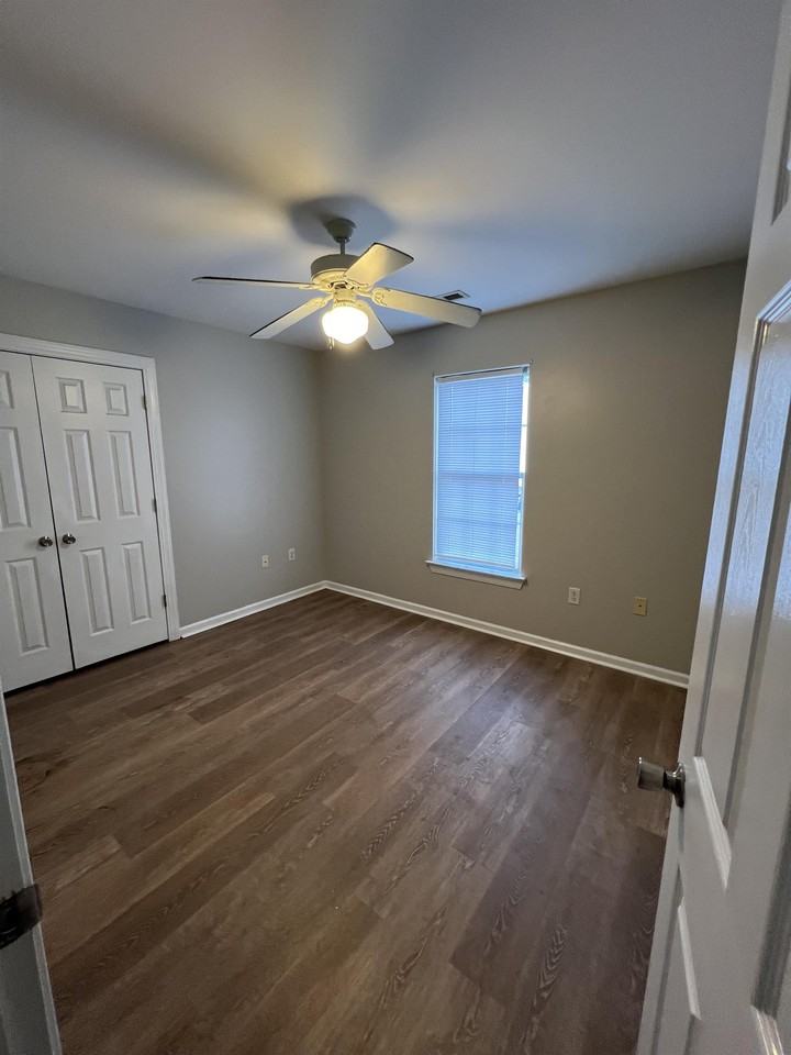 2110B Oak Bend Dr #1 - Photo 5 of 7