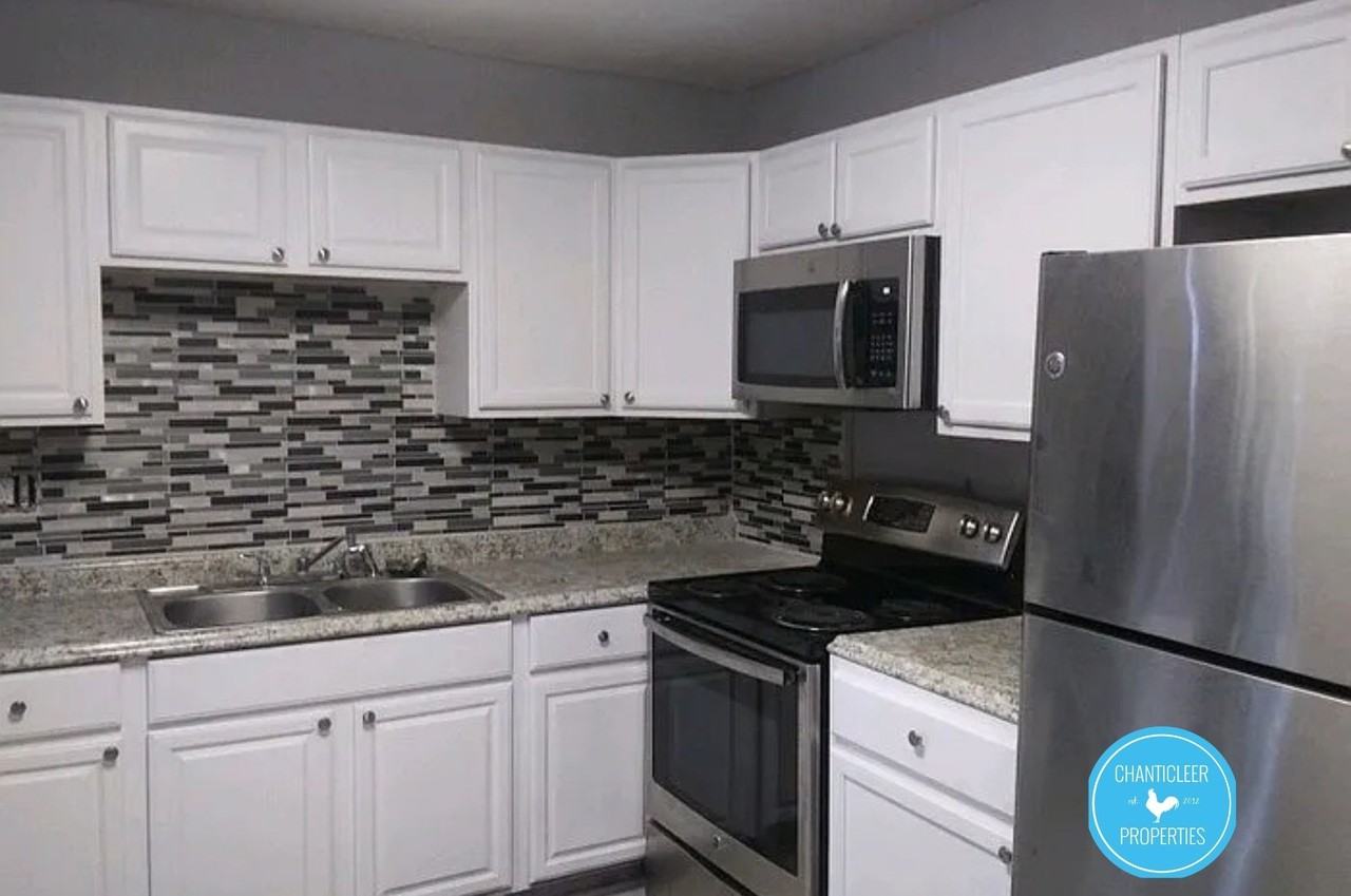 820 West 7th Street -TRIAD - Photo 3 of 17
