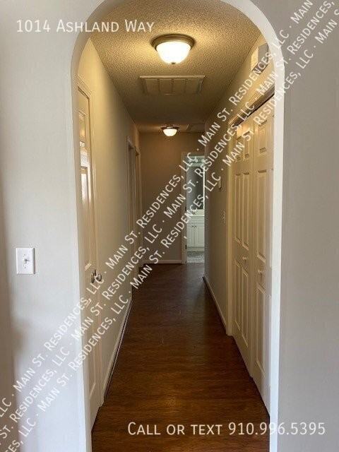 1014 Ashland Way - Photo 2 of 22