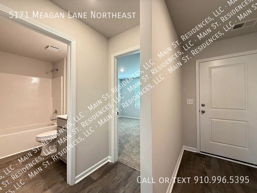 5171 Meagan Ln Ne - Photo 2 of 19