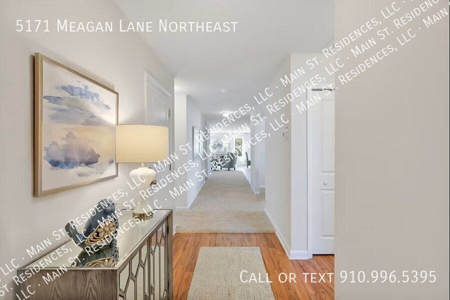 5171 Meagan Ln Ne - Photo 3 of 19